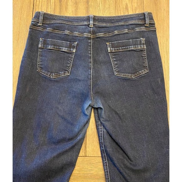 Talbots Petites 16P Blue Jeans Button-Accent Cropped Straight Jeans - Picture 13 of 16